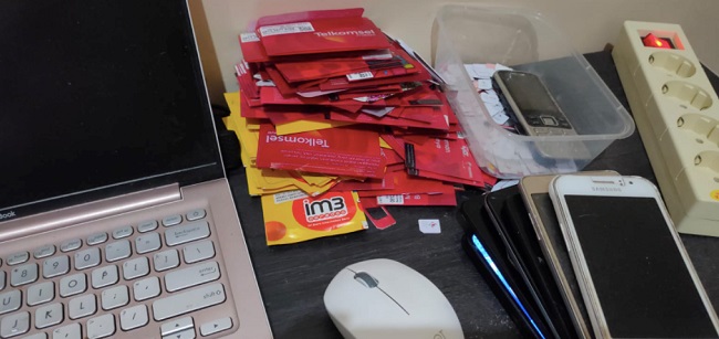 Organisation and funding of social media propaganda