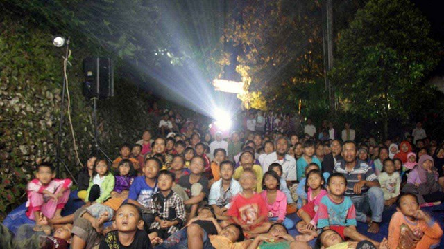 Source: Cinema Poetica