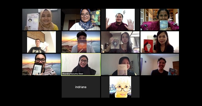 Since the beginning of the coronavirus outbreak the book club has hosted weekly virtual meetings/ Baca Rasa Dengar